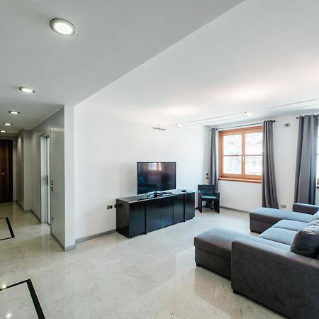 P&P Luxury Apartment Μπέργκαμο Εξωτερικό φωτογραφία